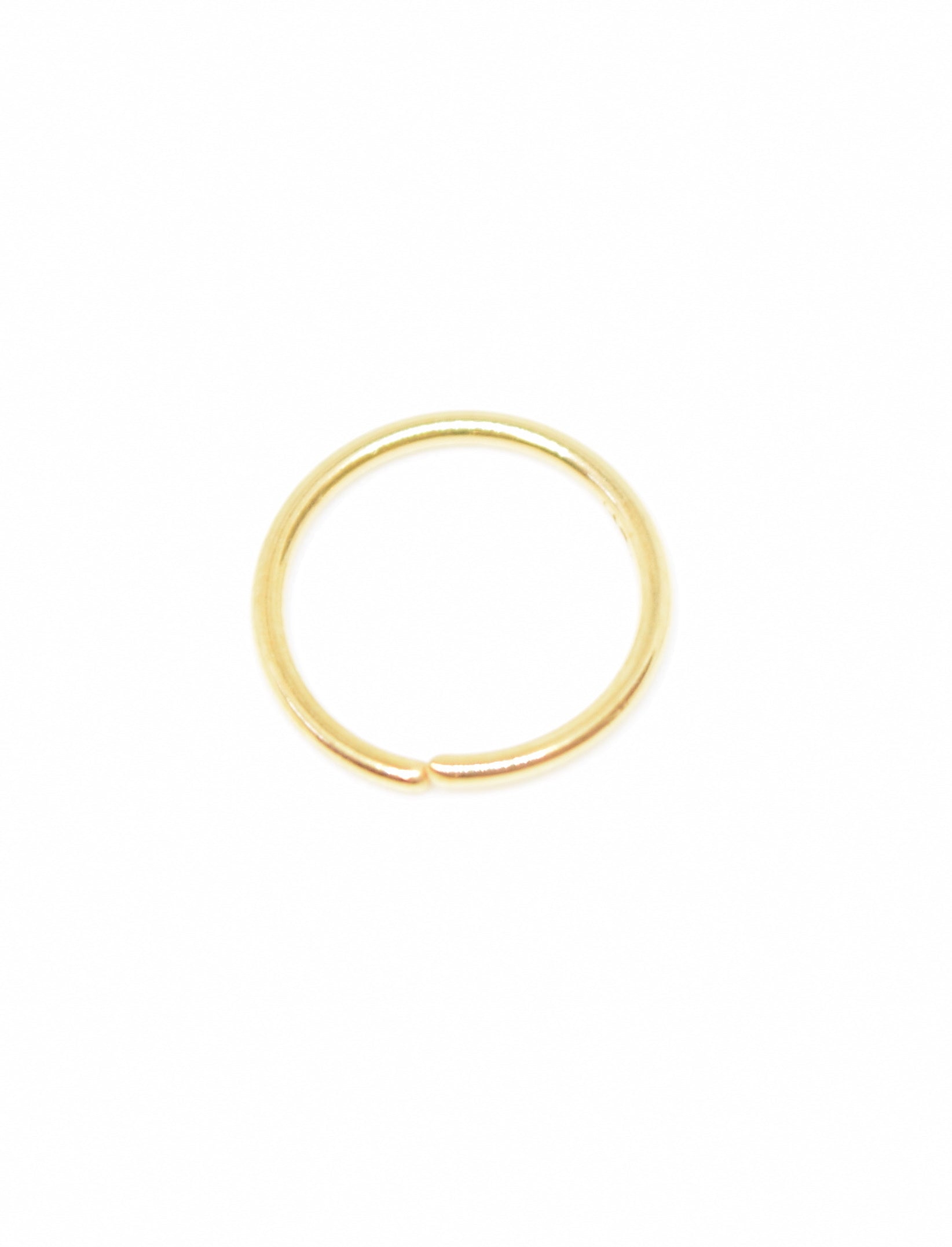 Single Nose Ring : Available in silver, gold or black