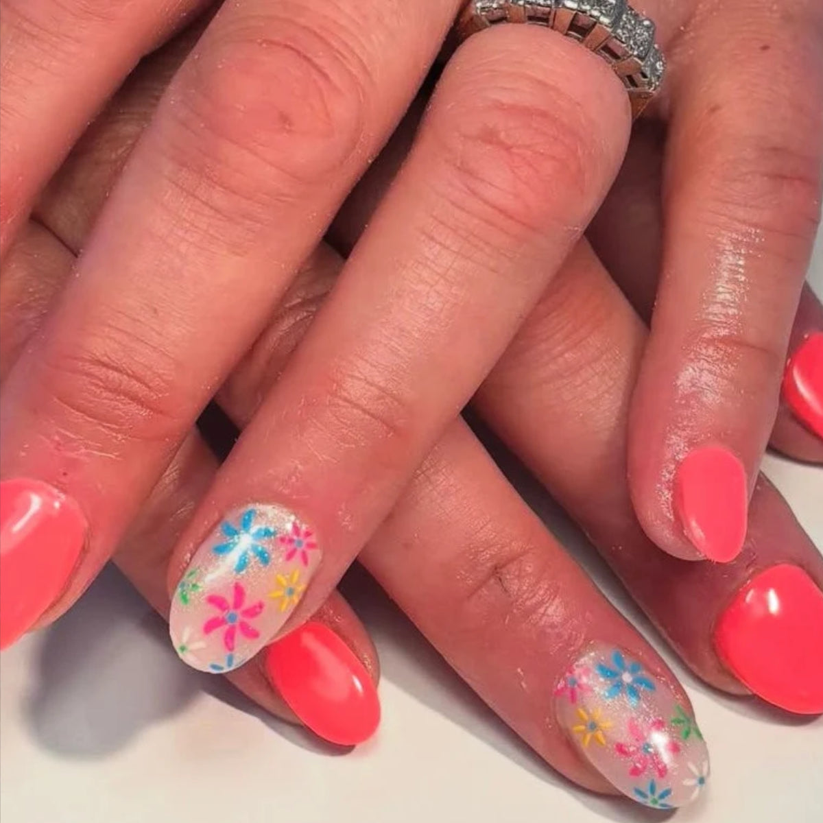 Ibiza #043 Claw Culture Gel Nail Polish
