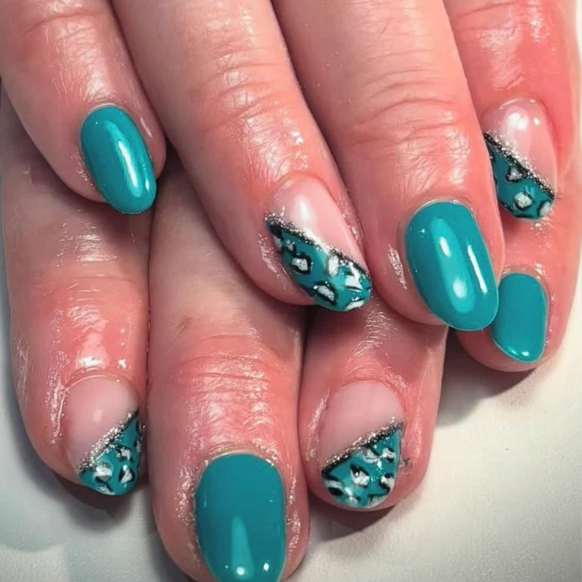 Avant Garde #116 Claw Culture Gel Nail Polish