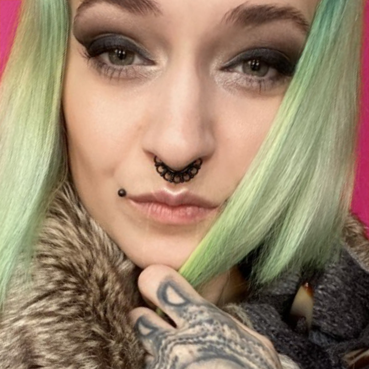 Black Ornate Lace Inspired 8mm Clicker