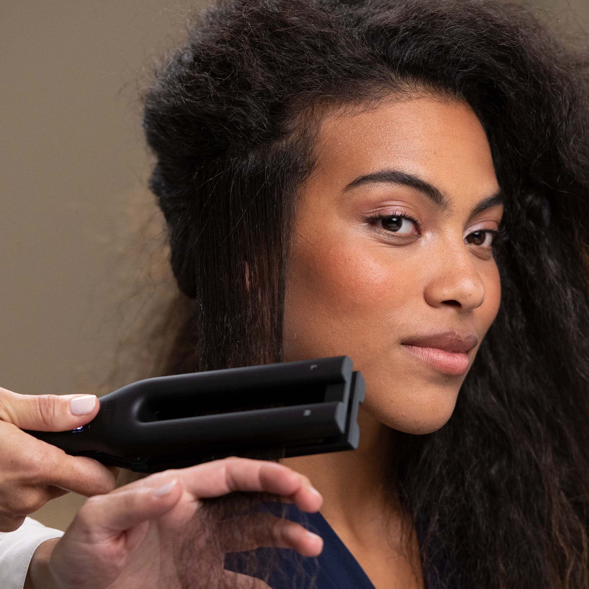 Hot Tools Pro Artist Professional Dual Plate Salon Straighteners Black Gold Collection